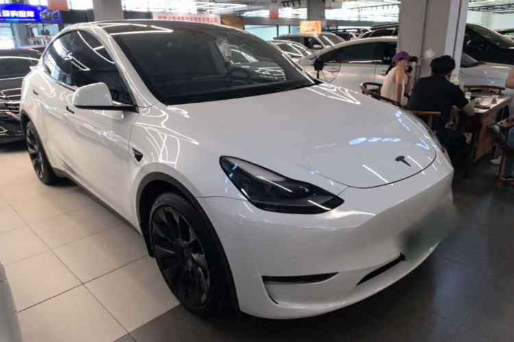 Tesla Model Y 2021 #4 Tesla Model Y 2021 car image #4
