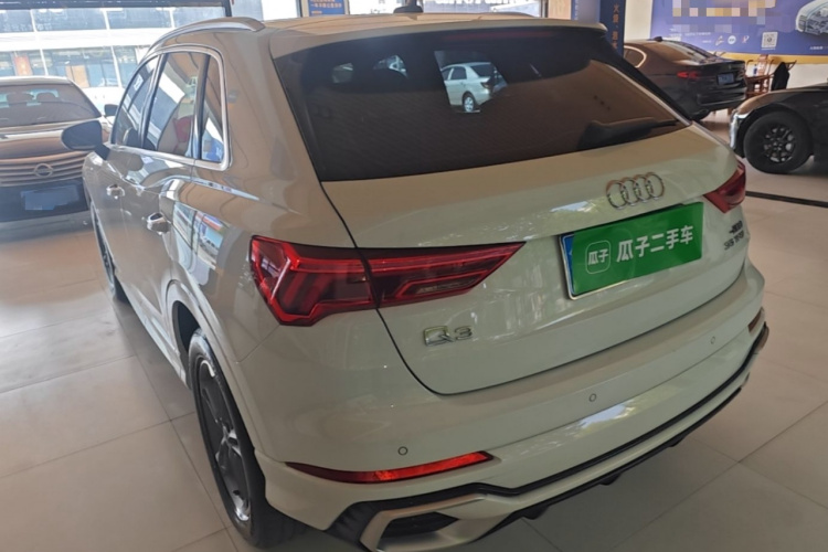 Audi Q3 2025 #5 Audi Q3 2025 изображение автомобиля #5