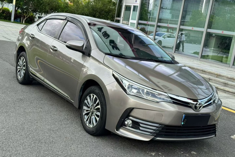 Toyota Corolla 2017 #5 Toyota Corolla 2017 car image #5