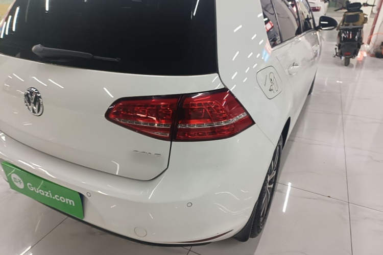 Volkswagen Golf 2016 car image #8