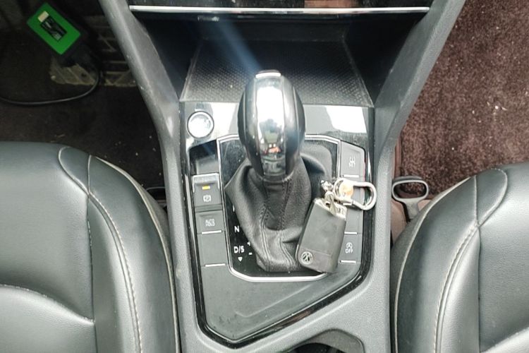 Volkswagen Tharu 2022 #14 Volkswagen Tharu 2022 immagine di auto #14