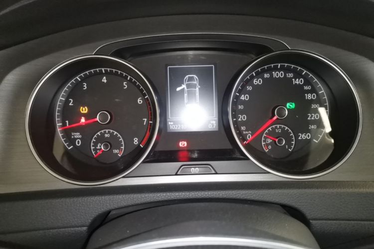 Volkswagen Golf 2016 immagine di auto #13