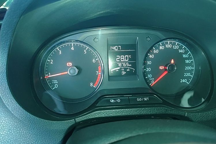 Volkswagen Polo 2016 #16 Volkswagen Polo 2016 car image #16
