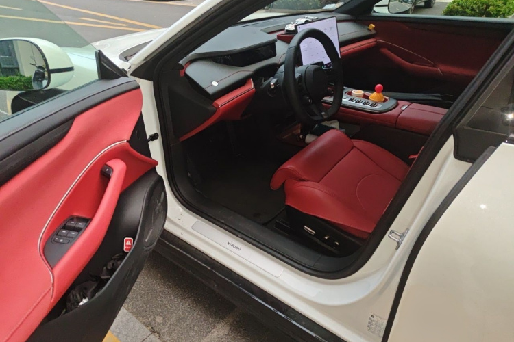 MI SU7 2025 car image #13