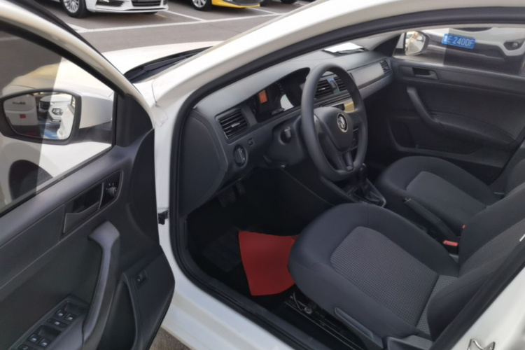 Volkswagen Santana 2019 car image #12