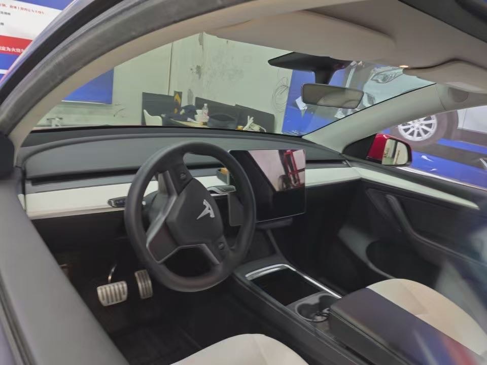 Tesla Model Y 2022 #4 Tesla Model Y 2022 immagine di auto #4