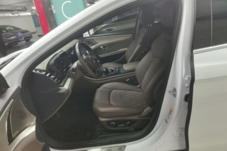 BYD Han 2023 #15 BYD Han 2023 car image #15