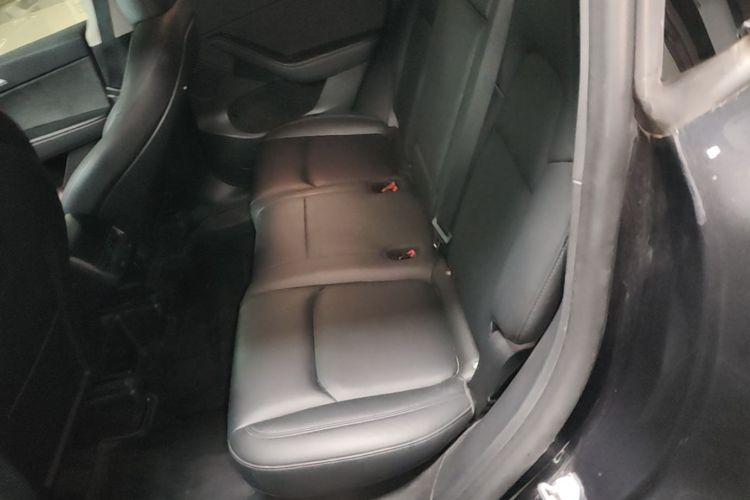 Tesla Model Y 2024 #17 Tesla Model Y 2024 car image #17