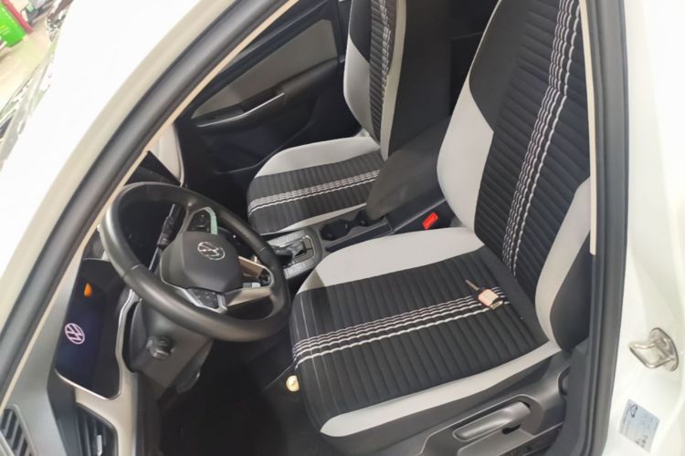Volkswagen Bora 2023 immagine di auto #15