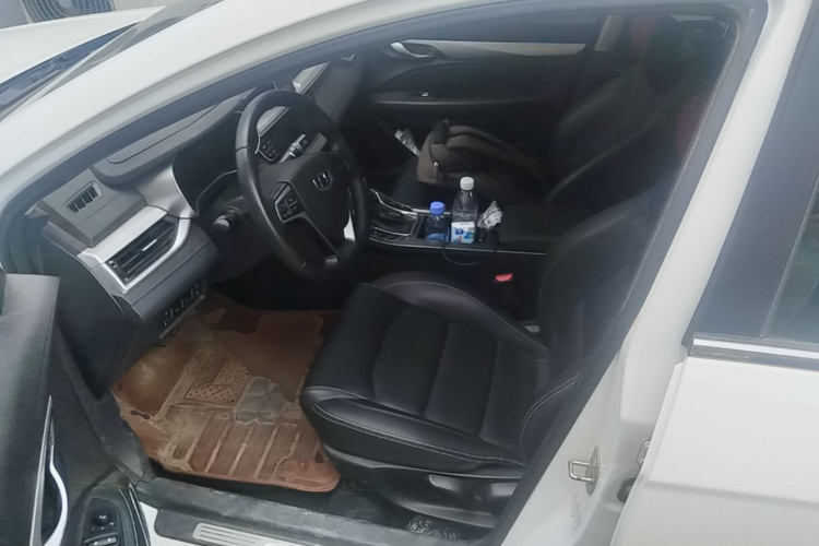 GEELY Emgrand 2018 #17 GEELY Emgrand 2018 car image #17
