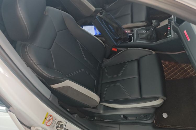 Audi Q3 2024 car image #24