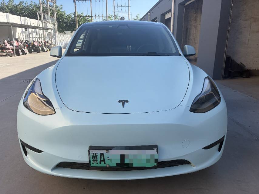 Tesla Model Y 2022 #2 Tesla Model Y 2022 car image #2