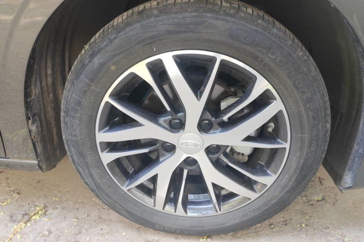GEELY Emgrand 2024 car image #9