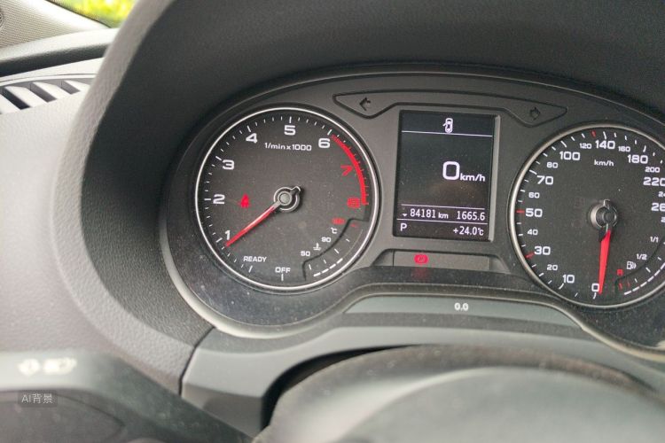 Audi A3 2018 immagine di auto #14