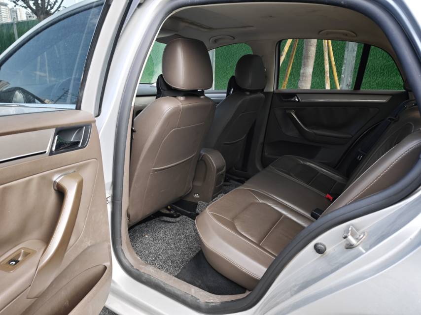 Volkswagen Bora 2014 imagen de coche #6