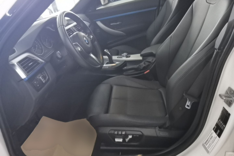 BMW 3 Series GT 2019 #15 BMW 3 Series GT 2019 immagine di auto #15
