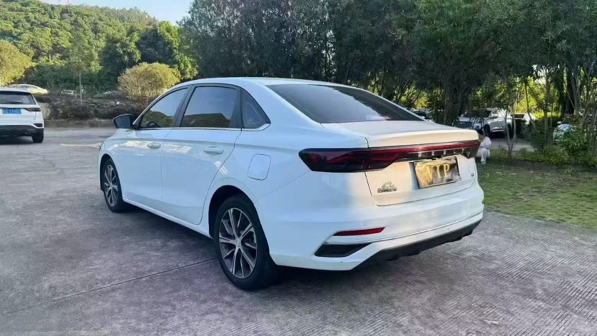 GEELY Emgrand 2022 #7 GEELY Emgrand 2022 car image #7
