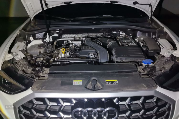 Audi Q3 2024 car image #22