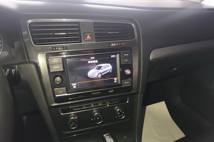 Volkswagen Golf 2018 #17 Volkswagen Golf 2018 car image #17