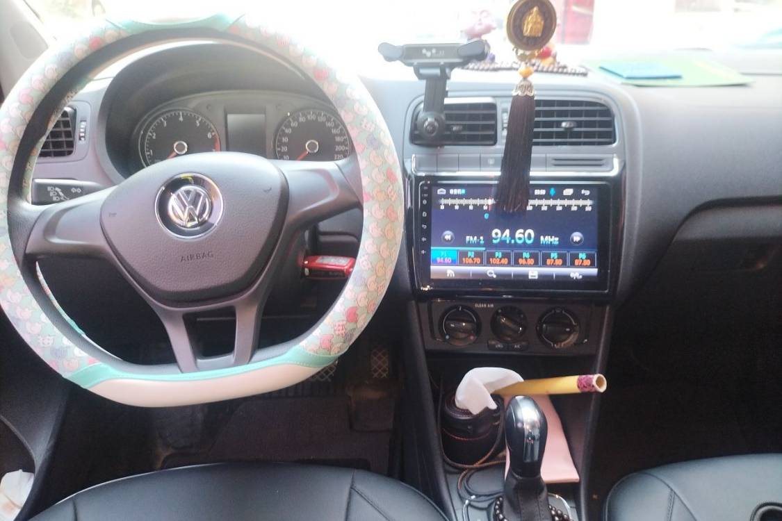 Volkswagen Polo 2017 #21 Volkswagen Polo 2017 car image #21