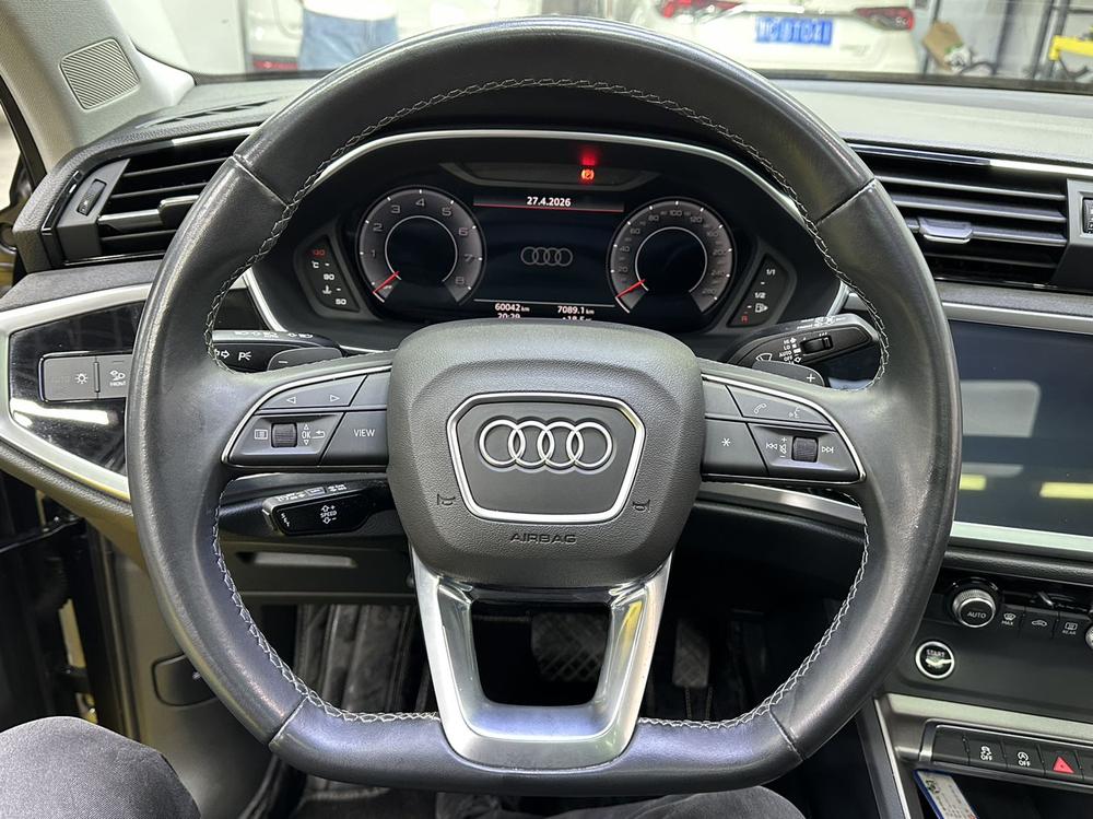 Audi Q3 2023 #16 Audi Q3 2023 car image #16