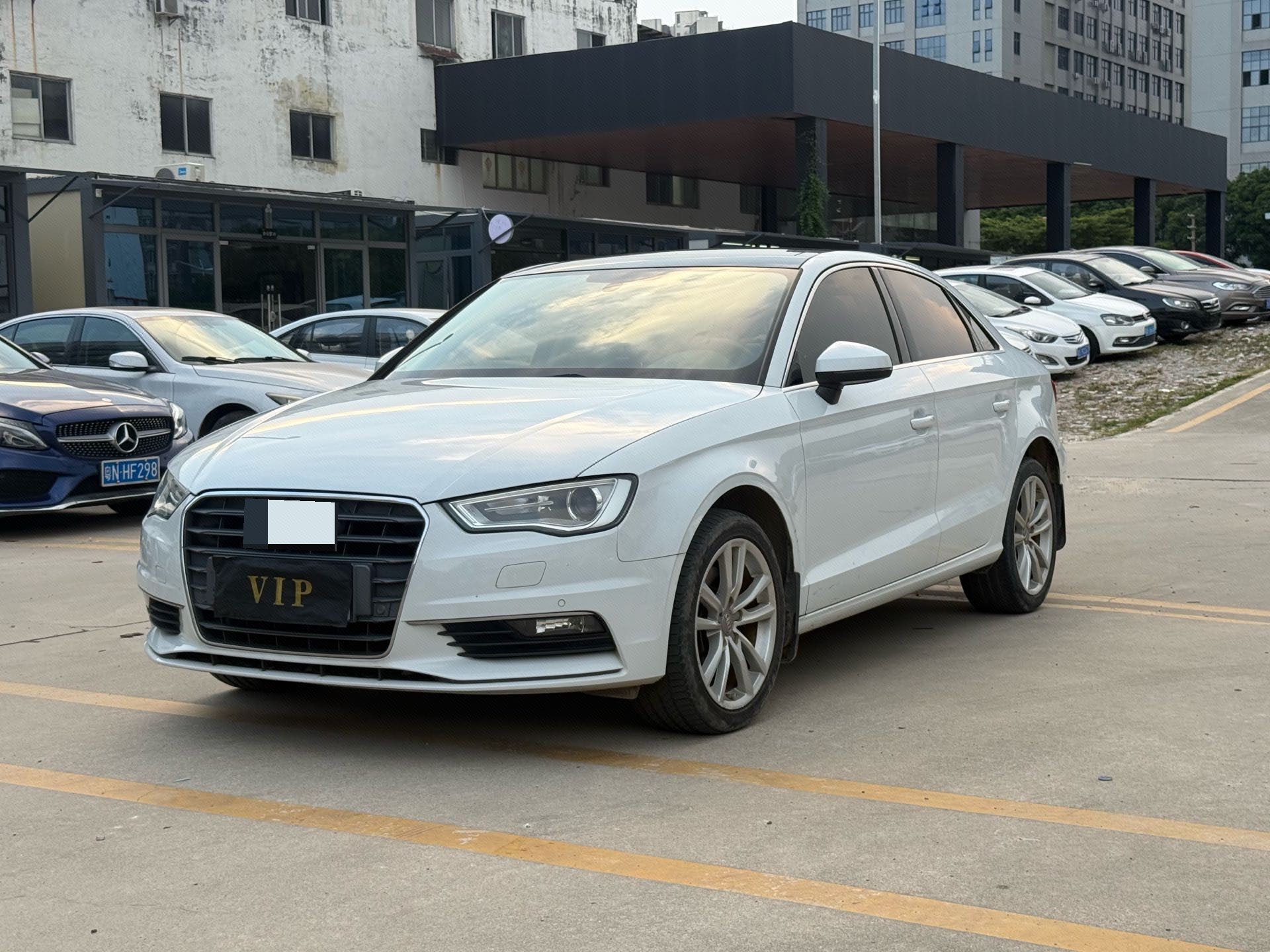 2016 2016 car image