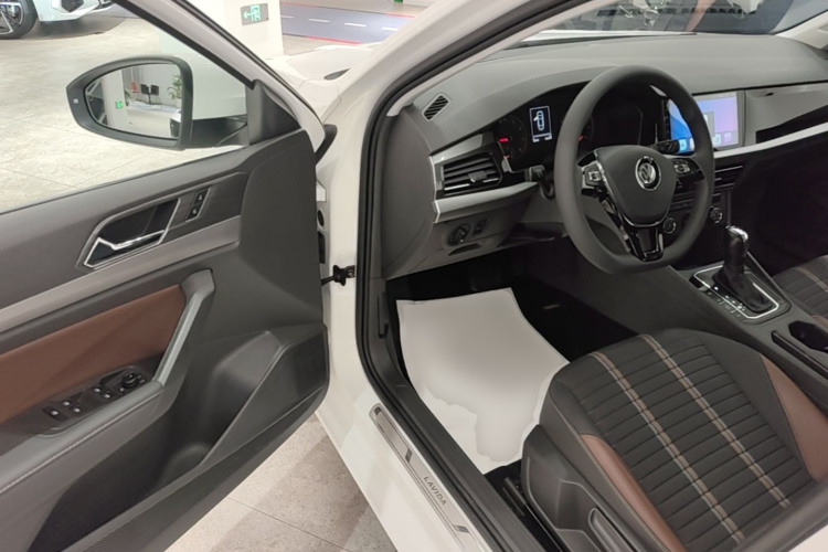 Volkswagen Lavida 2019 #18 Volkswagen Lavida 2019 car image #18