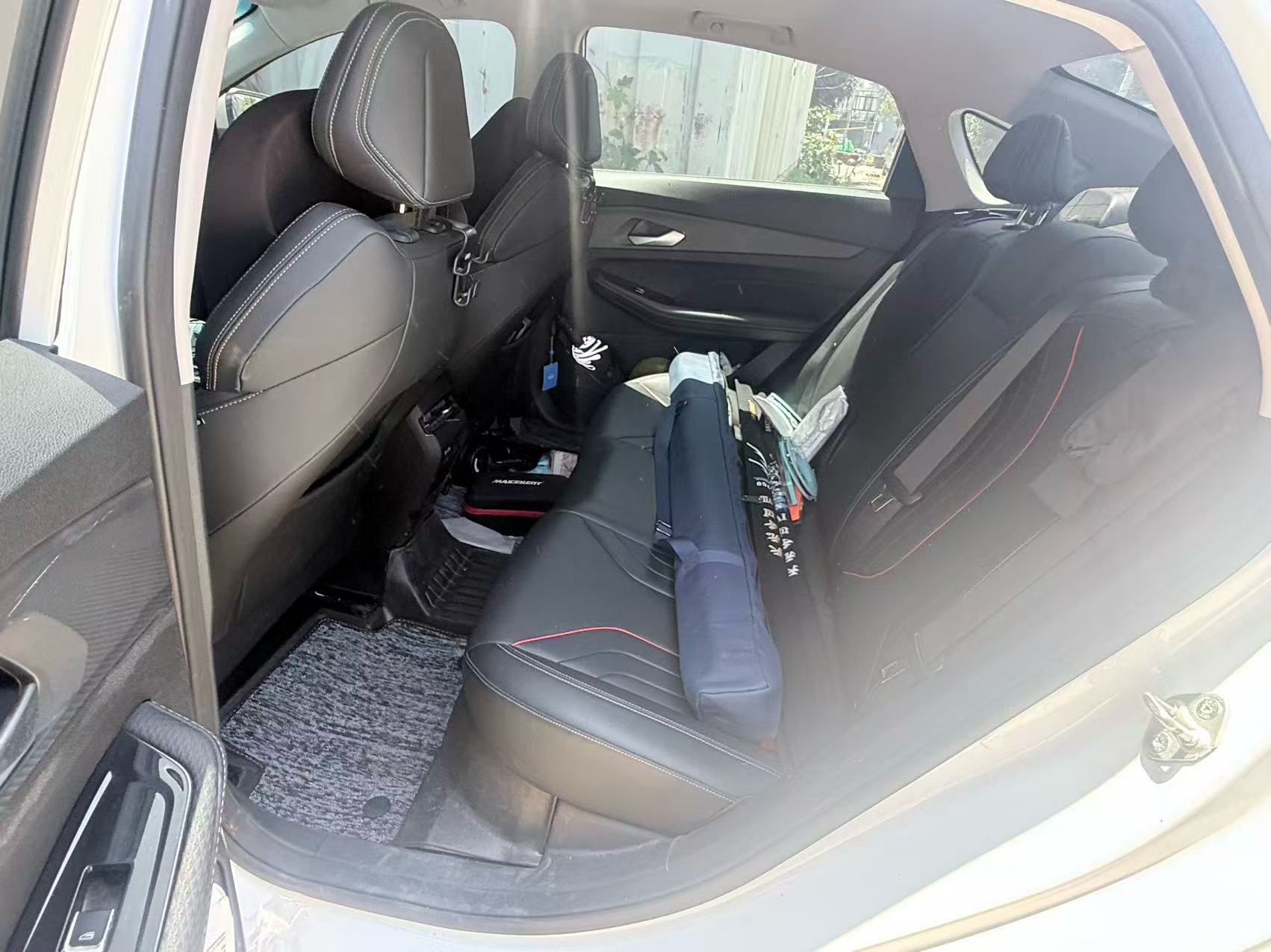 GEELY Binray 2022 image de voiture #7