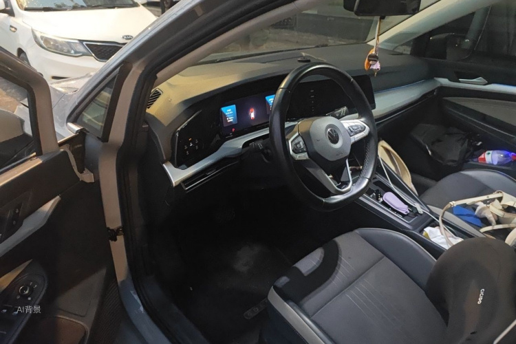 Volkswagen Golf 2021 car image #18