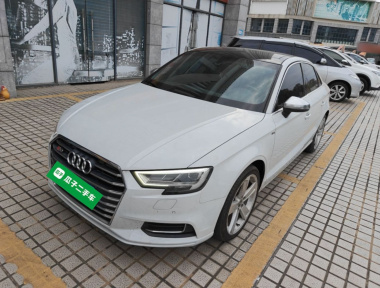 Audi A3 2019 car image 
