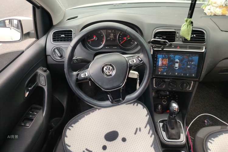 Volkswagen Polo 2018 #12 Volkswagen Polo 2018 car image #12