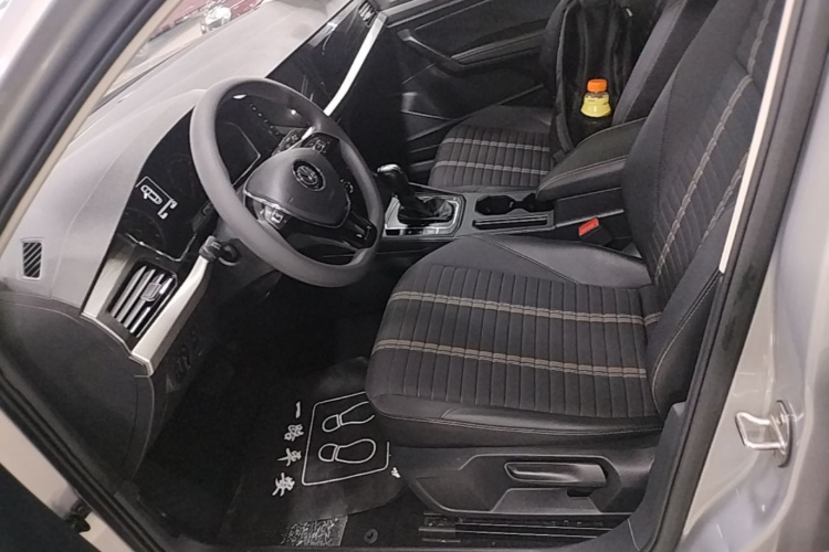 Volkswagen Lavida 2020 car image #15