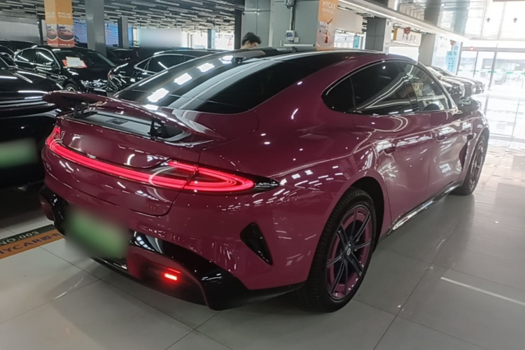 MI SU7 2025 car image #5