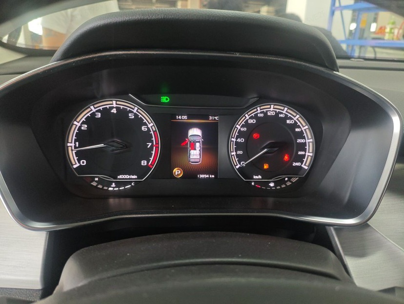 GEELY Coolray 2021 immagine di auto #8