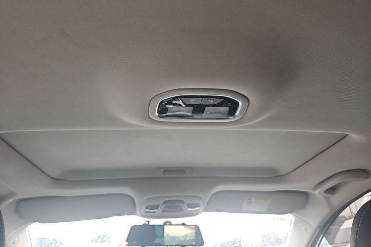 GEELY Emgrand 2021 car image #18