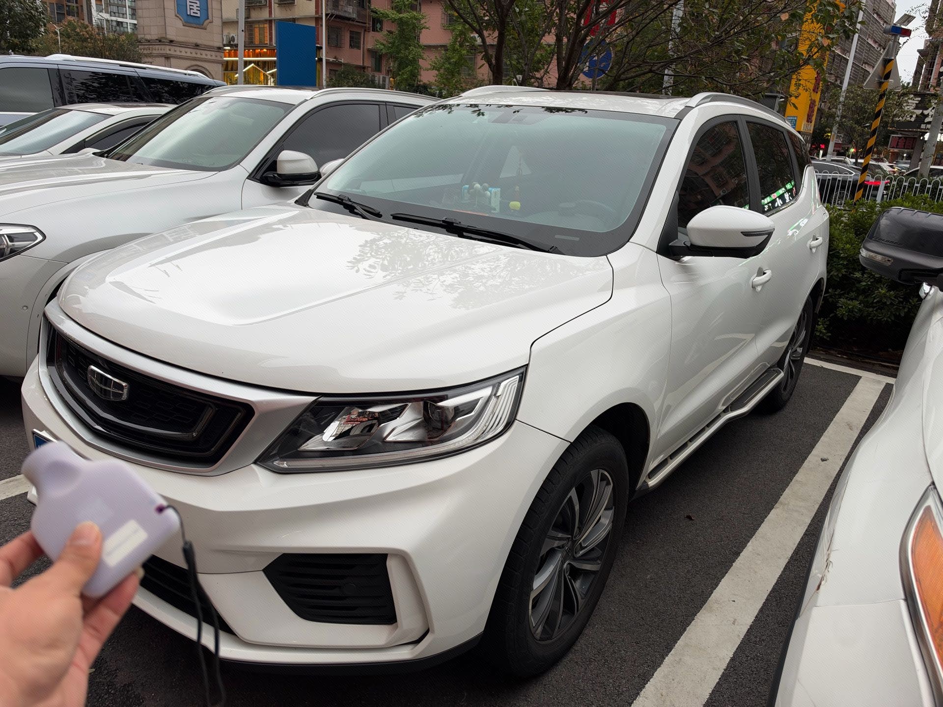 GEELY Vision X6 2020 GEELY Vision X6 2020 صورة سيارة