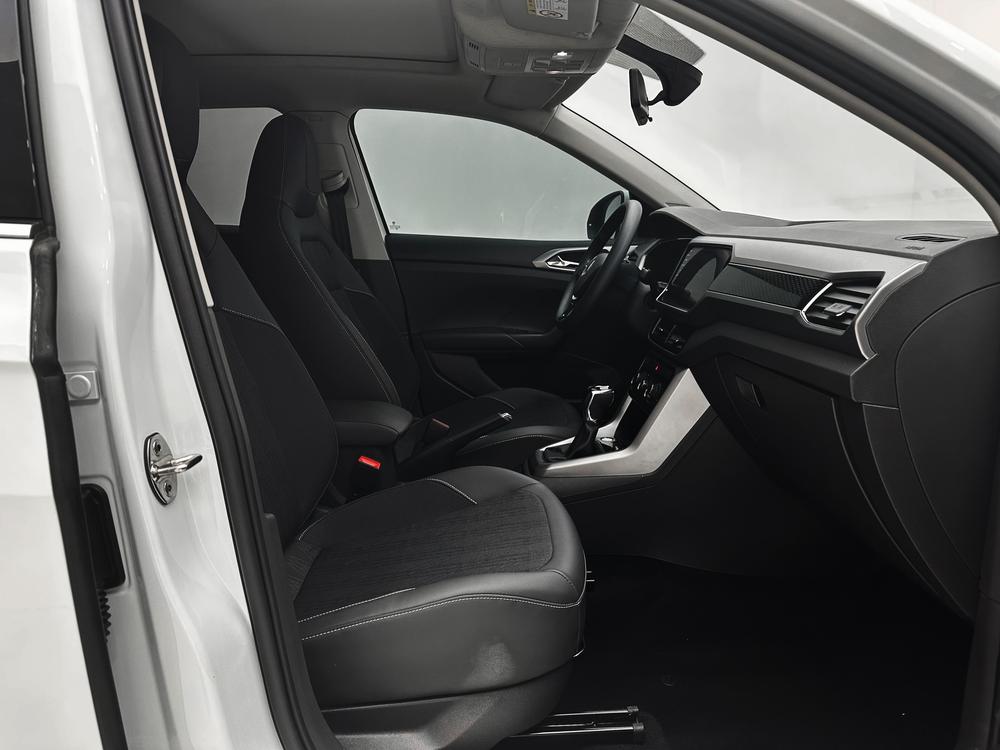 Volkswagen T-Cross 2023 immagine di auto #24