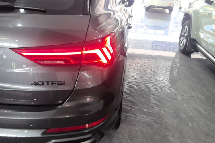 Audi Q3 2021 #8 Audi Q3 2021 car image #8