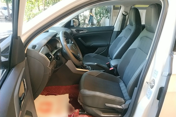 Volkswagen T-Cross 2021 car image #25