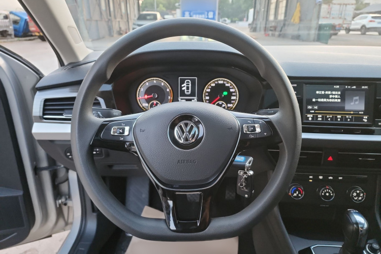 Volkswagen Lavida 2019 imagen de coche #14