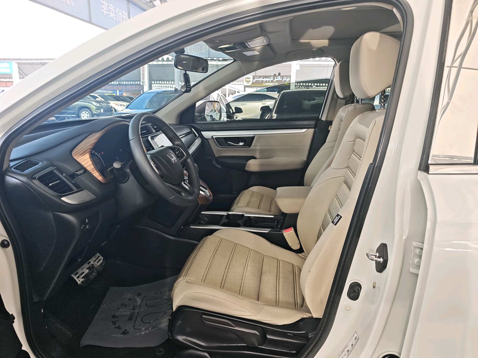 Honda CR-V 2019 car image #4