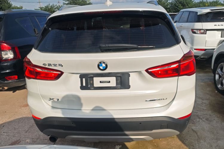 BMW X1 2018 #4 BMW X1 2018 car image #4