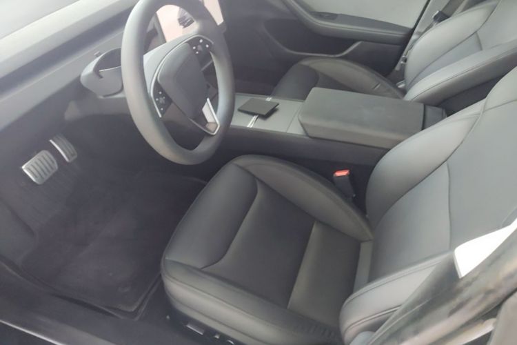 Tesla Model 3 2024 #15 Tesla Model 3 2024 car image #15
