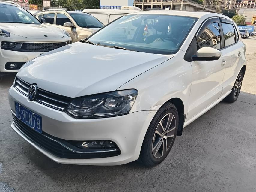 Volkswagen Polo 2018 car image 