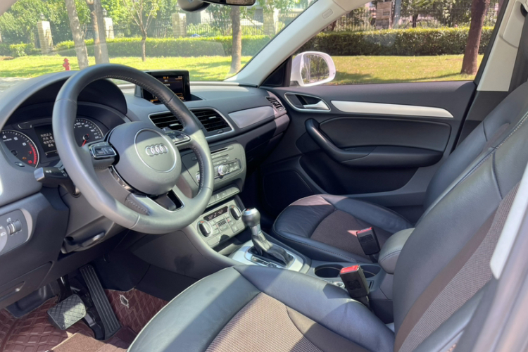 Audi Q3 2018 #15 Audi Q3 2018 car image #15