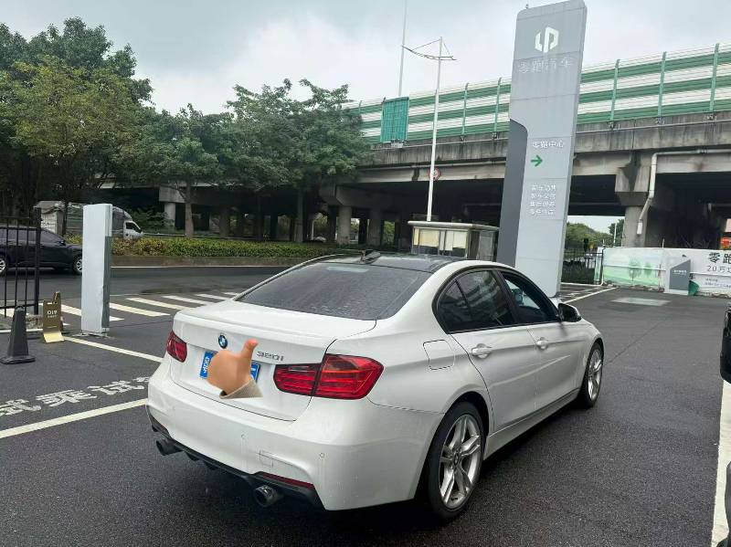 BMW 3 Series 2015 car image #3