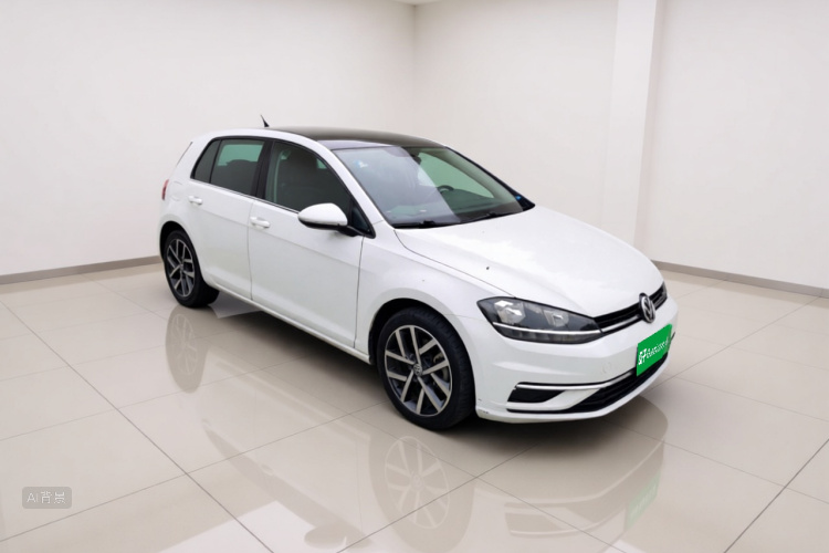 Volkswagen Golf 2018 car image #4