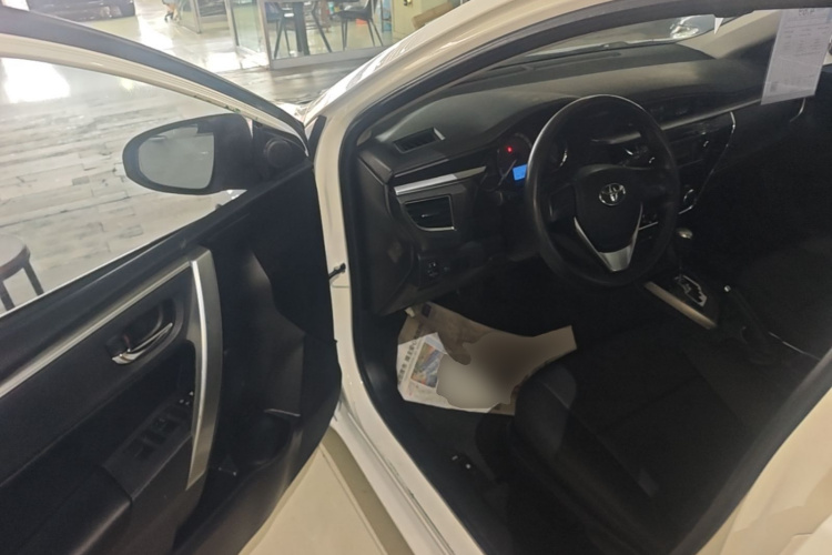Toyota Corolla 2017 car image #16