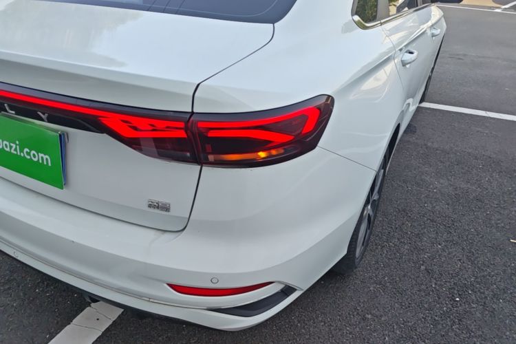 GEELY Emgrand 2023 car image #8