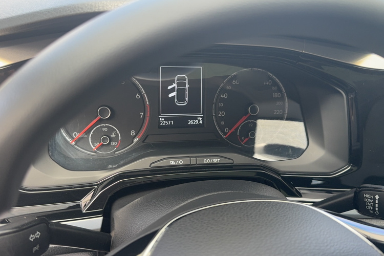 Volkswagen Polo 2021 car image #15